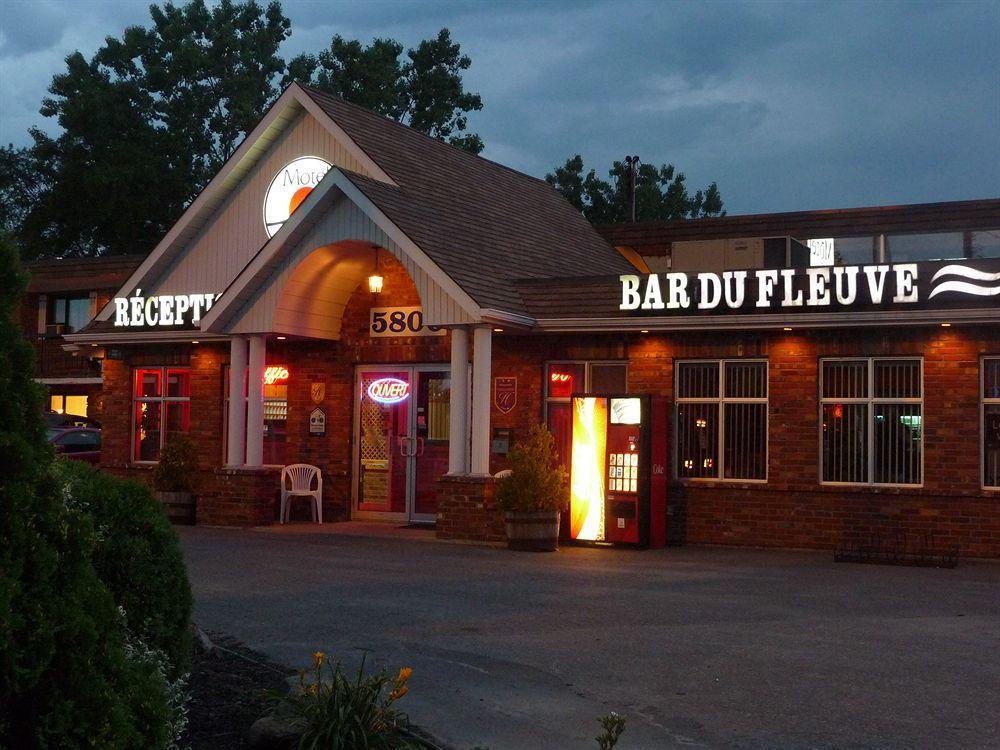 Motel Du Fleuve 브로사르 외부 사진